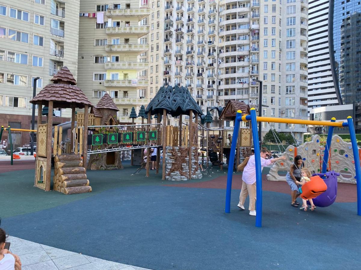 באטומי Roini Apartment מראה חיצוני תמונה