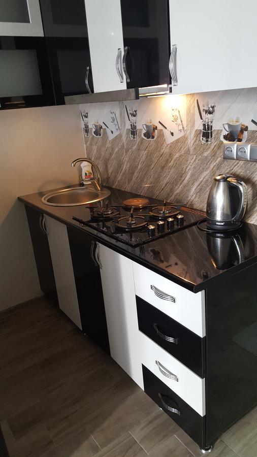באטומי Roini Apartment מראה חיצוני תמונה