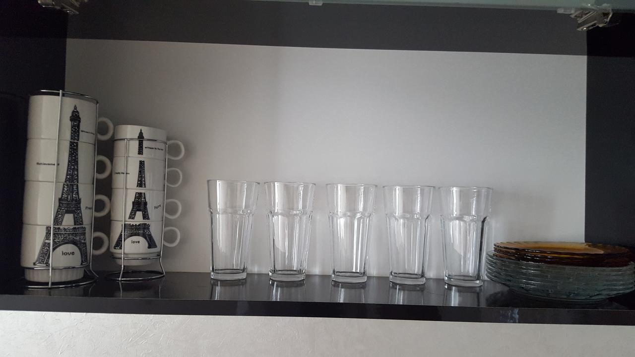באטומי Roini Apartment מראה חיצוני תמונה